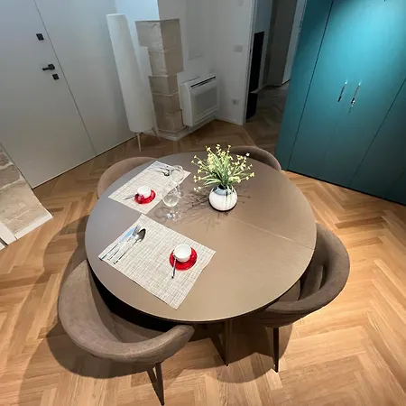 Loft 아파트 트라니